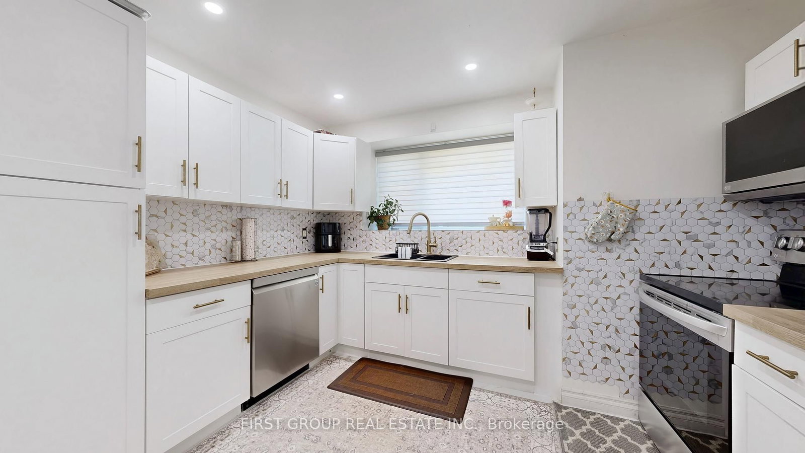 Detached House for sale at 616 Crawford Drive, Peterborough, Ontario, K9J 3W7 - Otonabee Ward 1 - MLS: X12872450