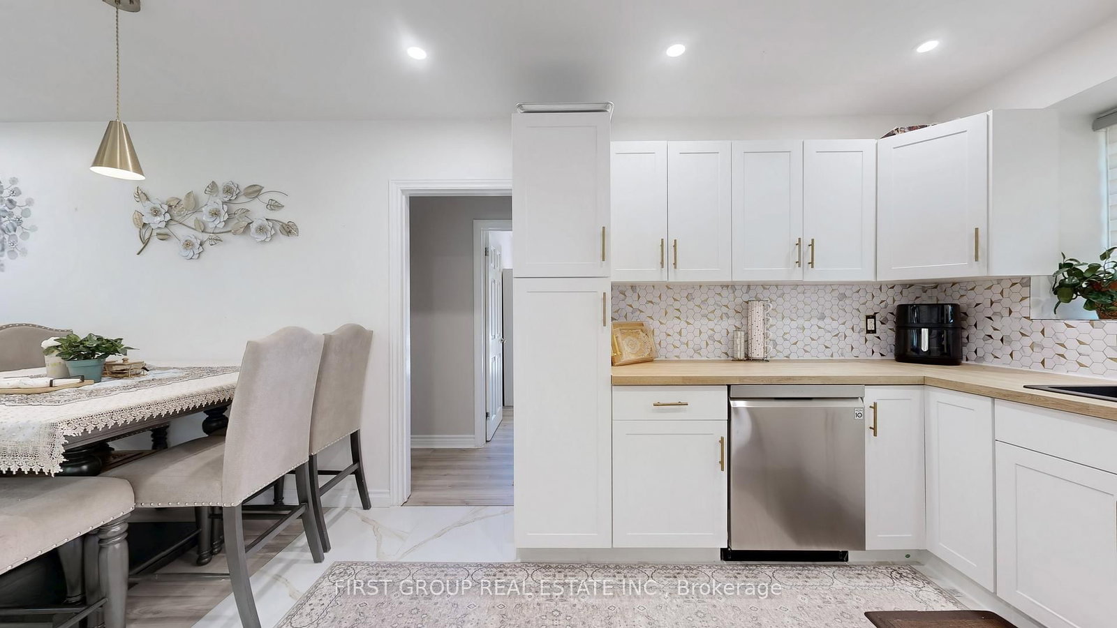 Detached House for sale at 616 Crawford Drive, Peterborough, Ontario, K9J 3W7 - Otonabee Ward 1 - MLS: X12872450