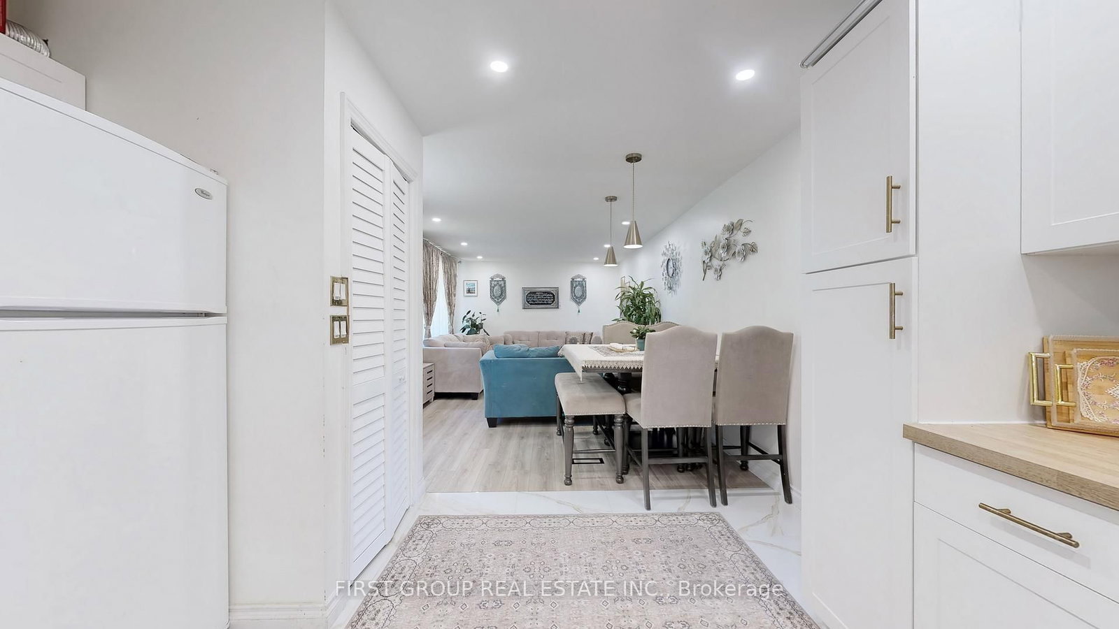 Detached House for sale at 616 Crawford Drive, Peterborough, Ontario, K9J 3W7 - Otonabee Ward 1 - MLS: X12872450