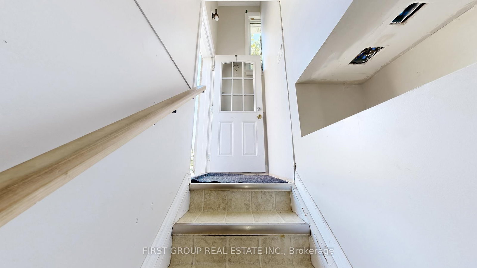 Detached House for sale at 616 Crawford Drive, Peterborough, Ontario, K9J 3W7 - Otonabee Ward 1 - MLS: X12872450