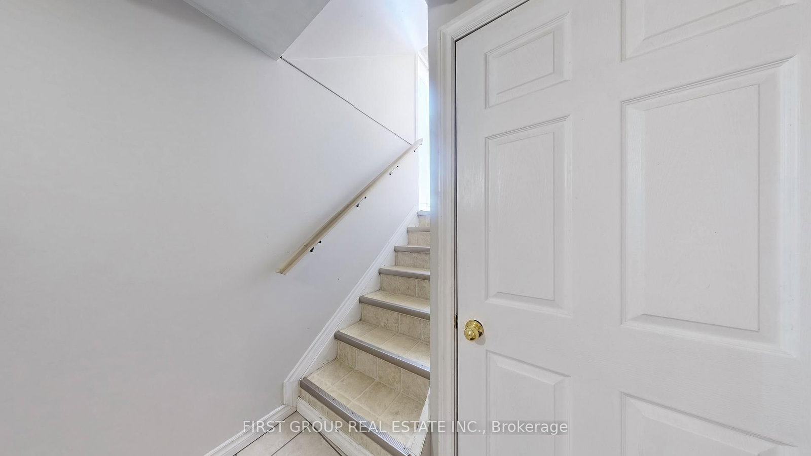 Detached House for sale at 616 Crawford Drive, Peterborough, Ontario, K9J 3W7 - Otonabee Ward 1 - MLS: X12872450