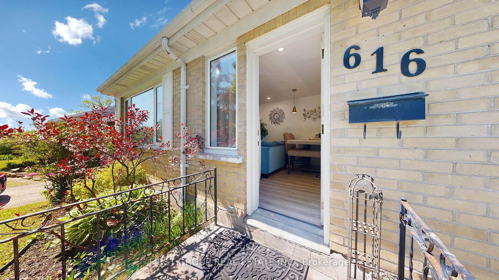 Detached House for sale at 616 Crawford Drive, Peterborough, Ontario, K9J 3W7 - Otonabee Ward 1 - MLS: X12872450