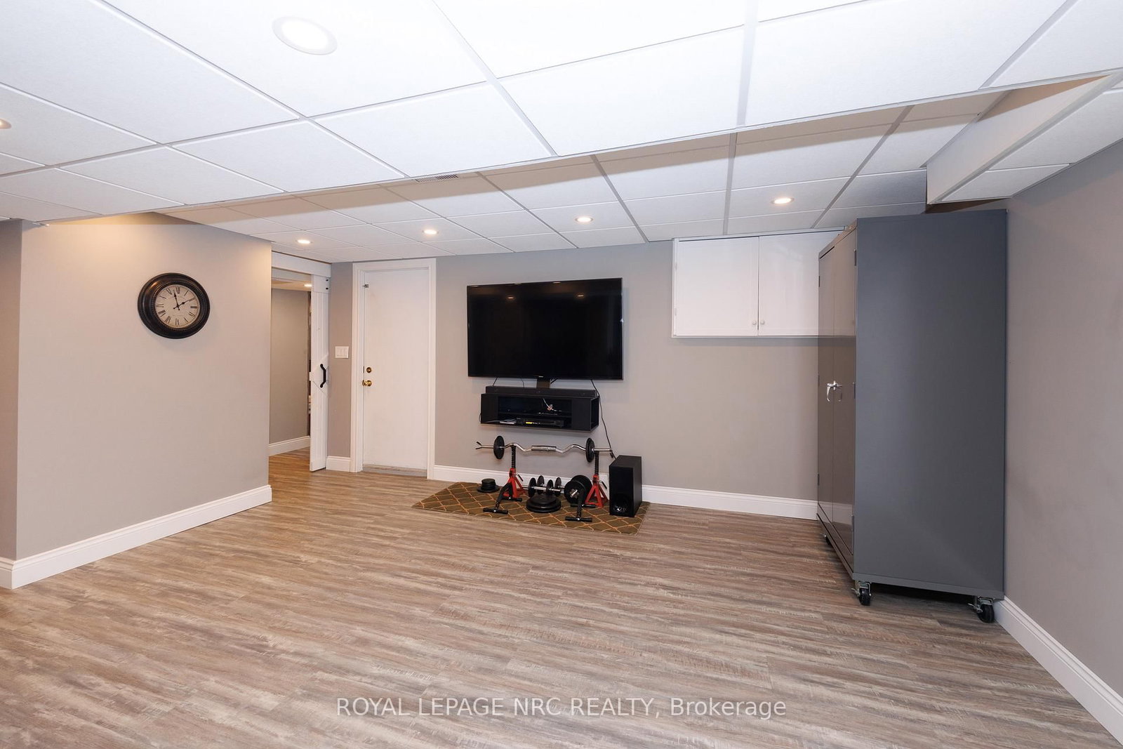 Detached House for sale at 60 Millbridge Crescent, Pelham, Ontario, L3E 0E8 - Fonthill - MLS: X12872576