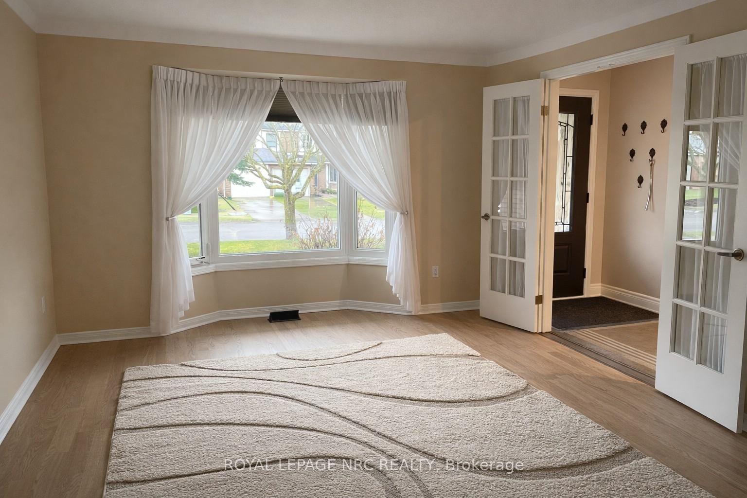 Detached House for sale at 60 Millbridge Crescent, Pelham, Ontario, L3E 0E8 - Fonthill - MLS: X12872576