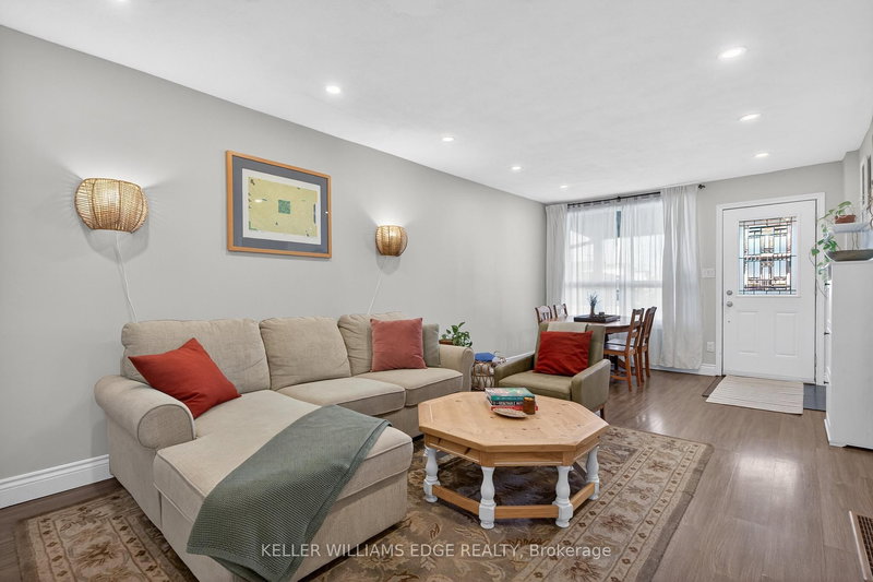 262 Britannia Ave, Hamilton, L8H 1X8 | Image 2