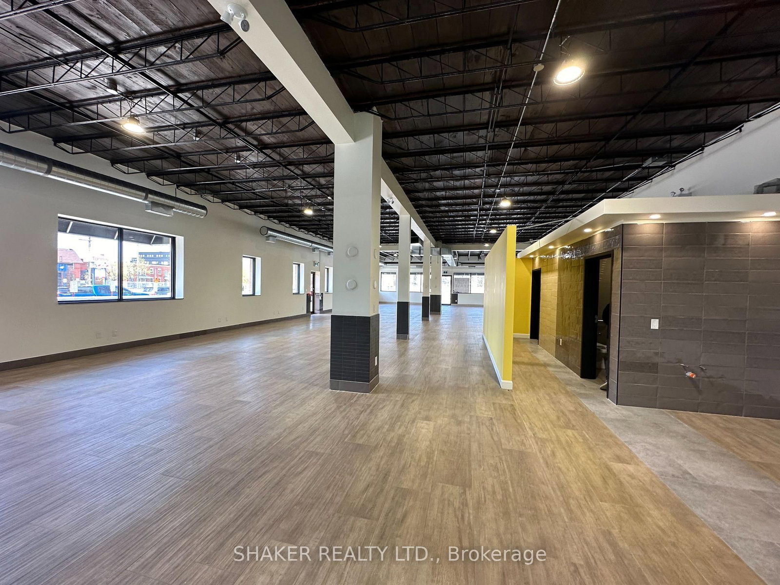 280 Catherine Street - Photo 3