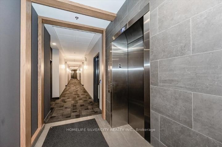 247 Northfield Drive E, Unit 511 - Photo 4