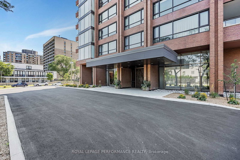 1204 - 40 Boteler St, Ottawa, K1N 9C8 | Image 3