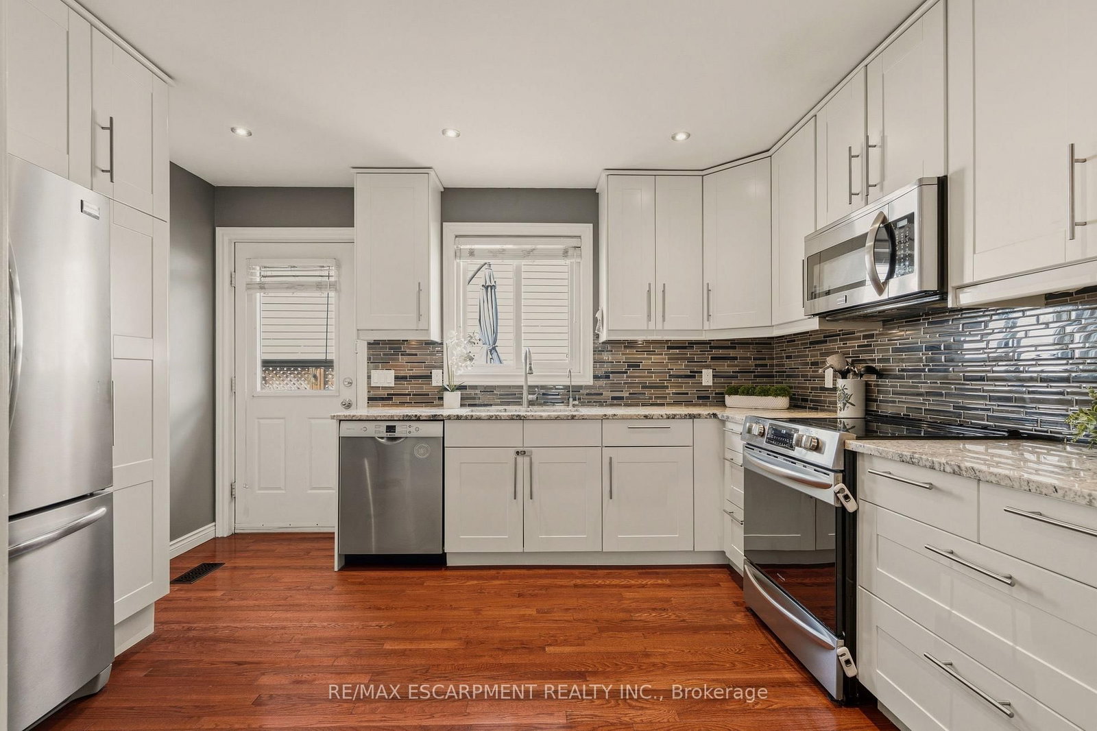 44 Marion Street - Photo 11