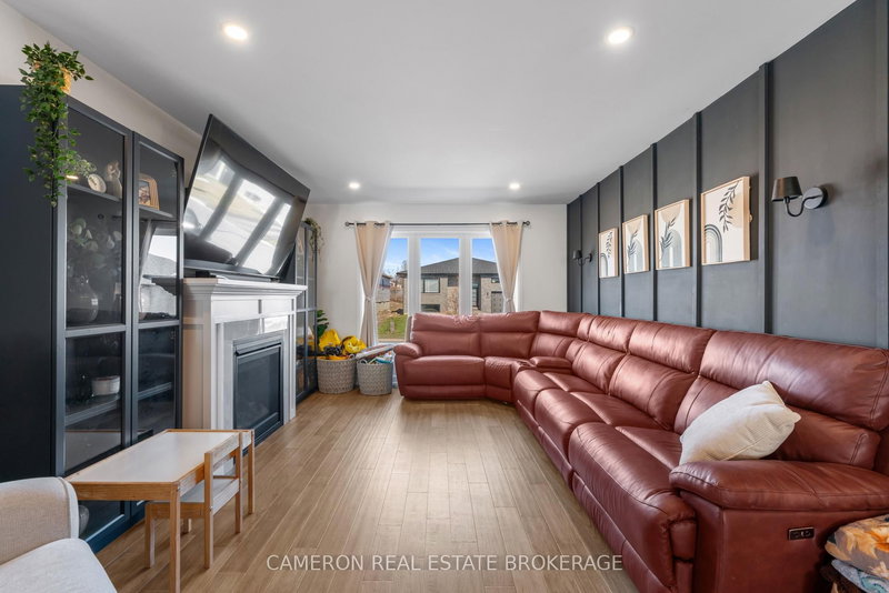 183 Emily Jade Cres, Cornwall, K6K 0B6 | Image 3
