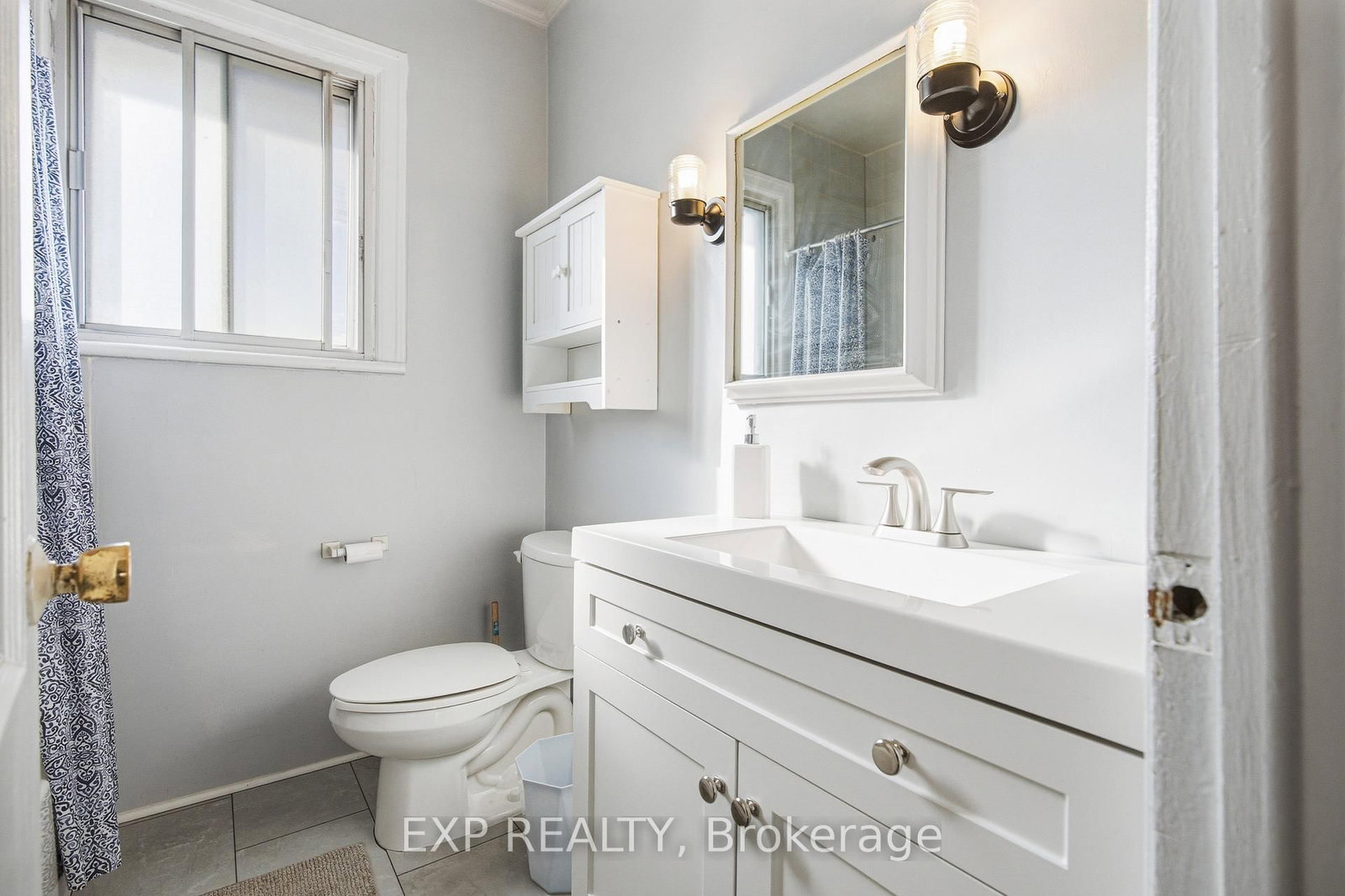 1663 Bank Street - Photo 15