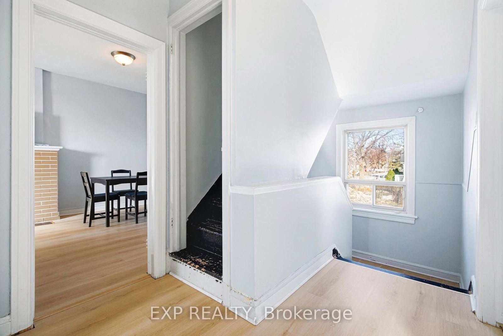 1663 Bank Street - Photo 19