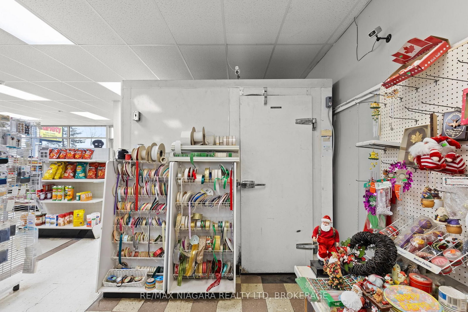 1530 NIAGARA STONE Road - Photo 12