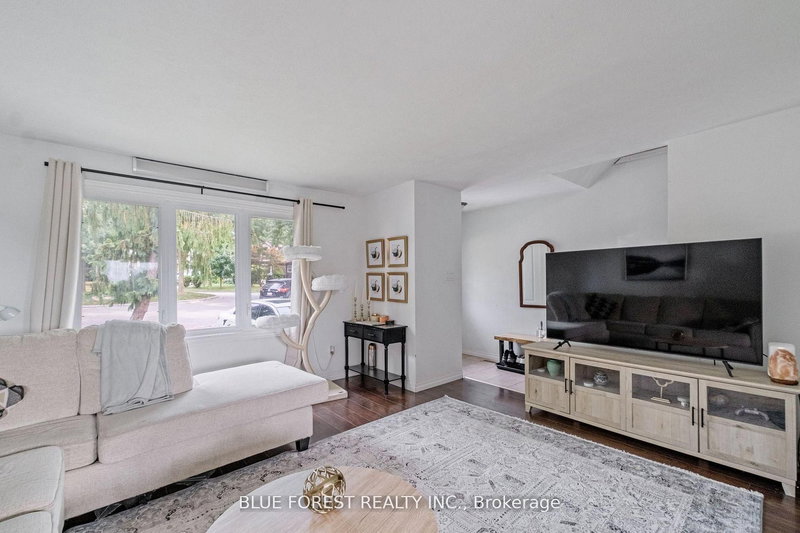 992 Eagle Crt, London South, N5Z 4K6 | Image 3