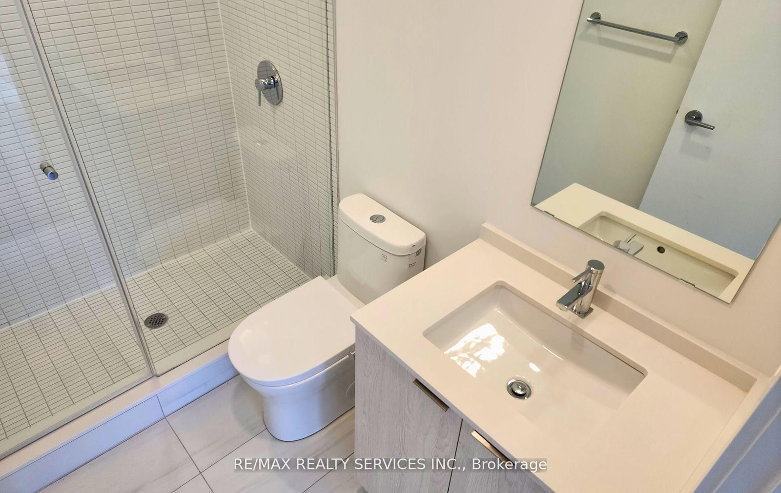 Condo for sale at 410-1 Jarvis Street, Hamilton, Ontario, L8R 0A8 - Beasley - MLS: X12873692