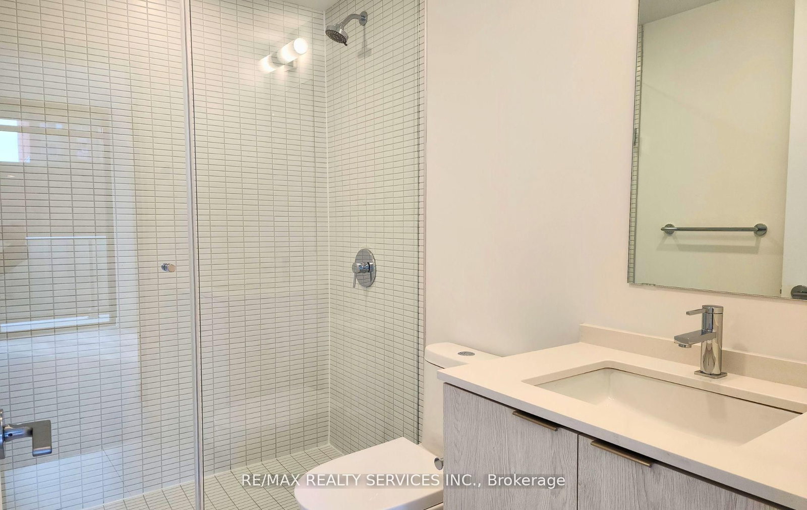 Condo for sale at 410-1 Jarvis Street, Hamilton, Ontario, L8R 0A8 - Beasley - MLS: X12873692