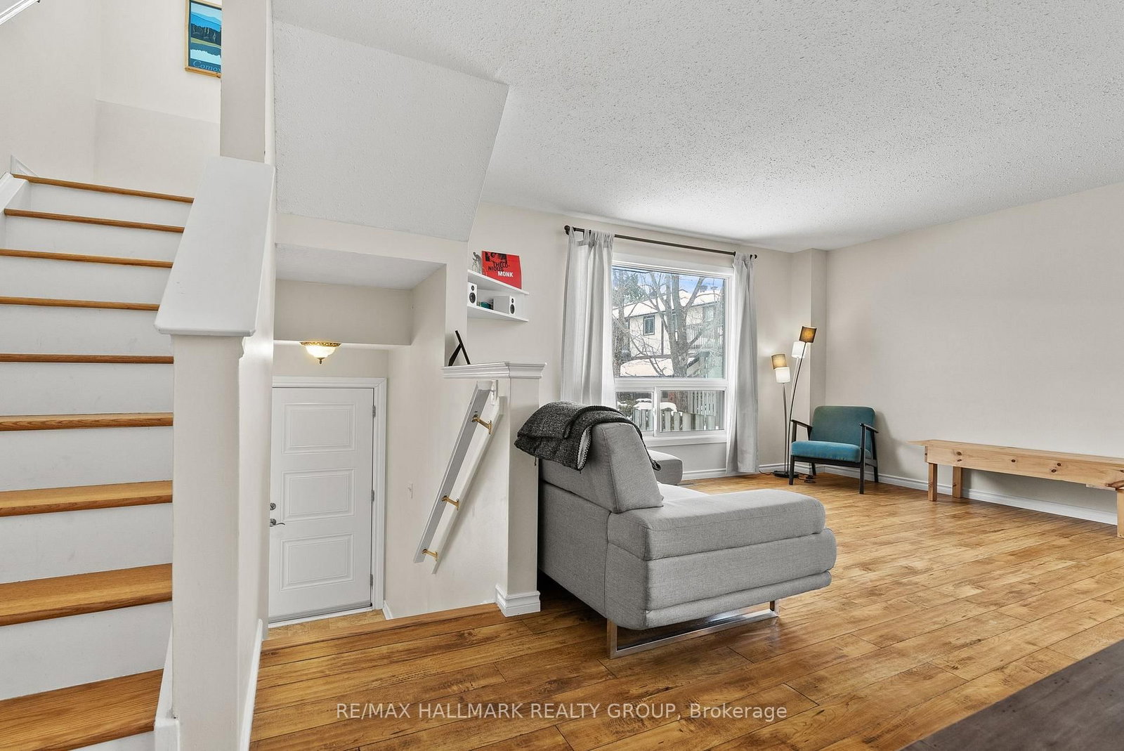 Townhouse for sale at 14-405 MONTFORT Street, Ottawa, Ontario, K1L 8G8 - Vanier - MLS: X12873718