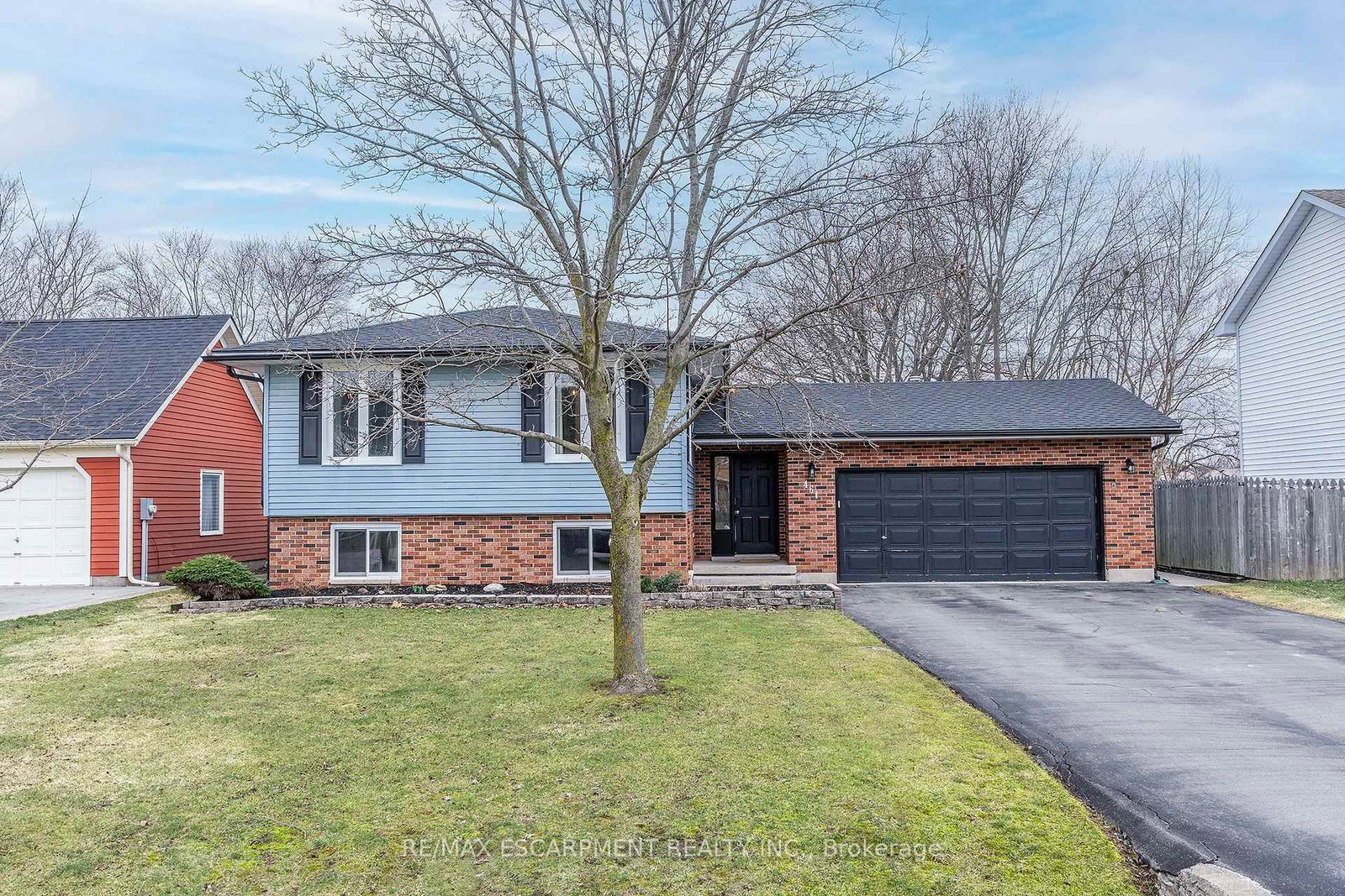 Detached House for sale at 461 Belleair Boulevard, Fort Erie, Ontario, L0S 1N0 - Ridgeway - MLS: X12873742