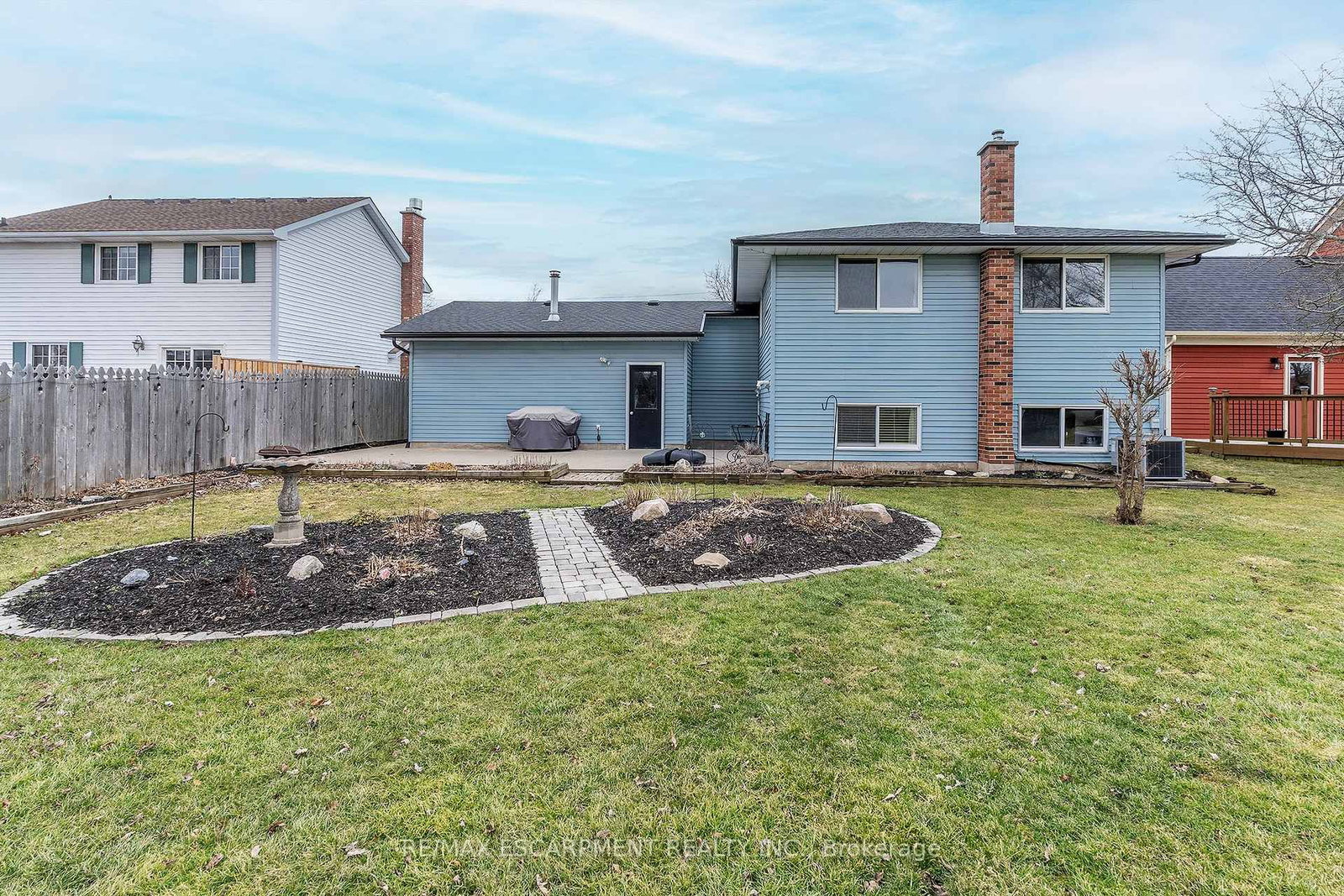 Detached House for sale at 461 Belleair Boulevard, Fort Erie, Ontario, L0S 1N0 - Ridgeway - MLS: X12873742