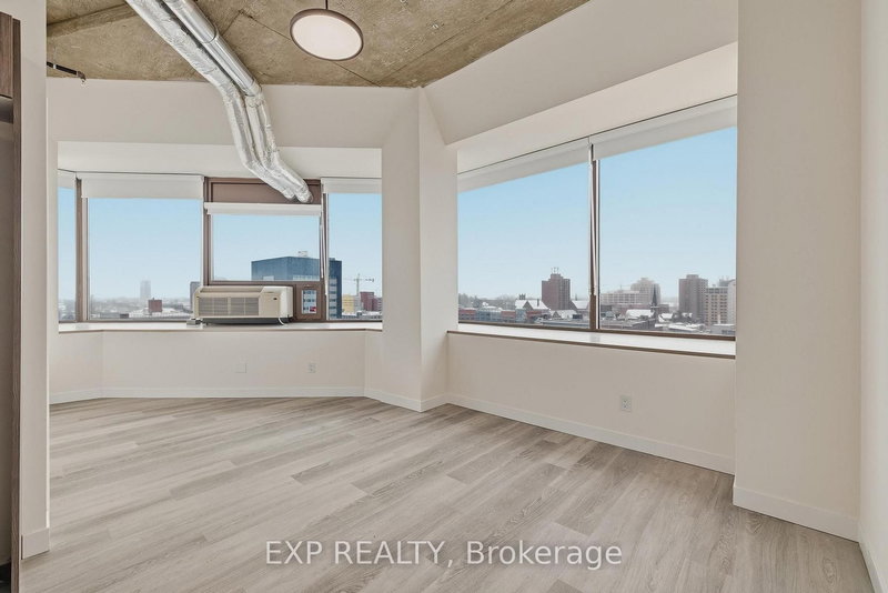 315 - 30 Duke St W, Kitchener, N2H 3W5 | Image 3