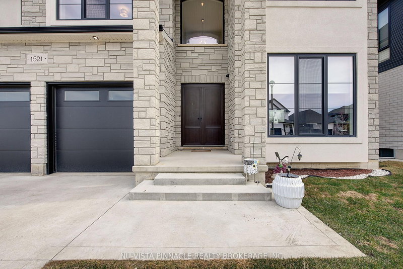 1521 Medway Park Dr, London North, N6G 0Z6 | Image 2