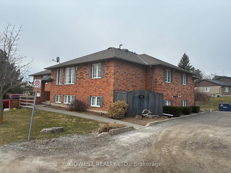 home for lease on 6-106 McMurchie Lane