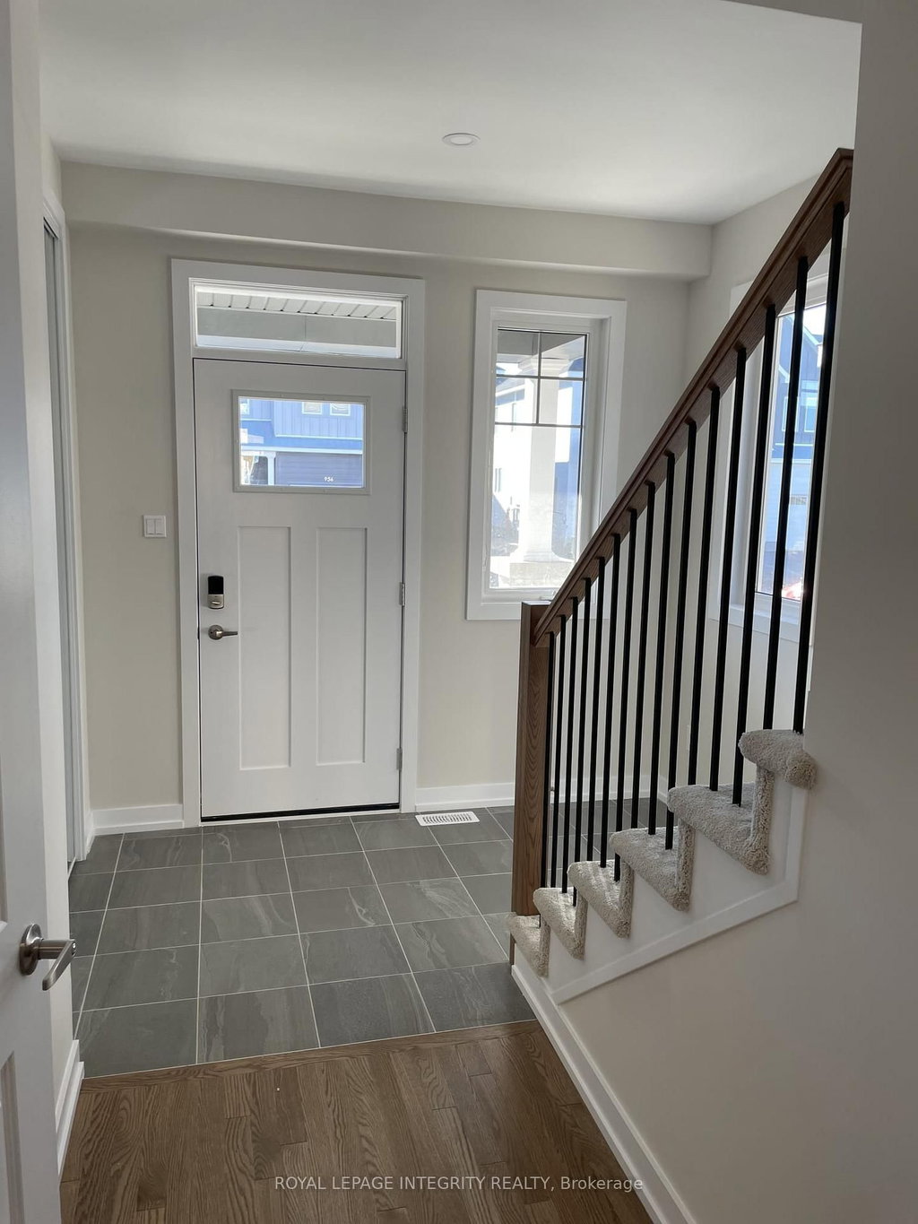 957 Seagrave Lane 2