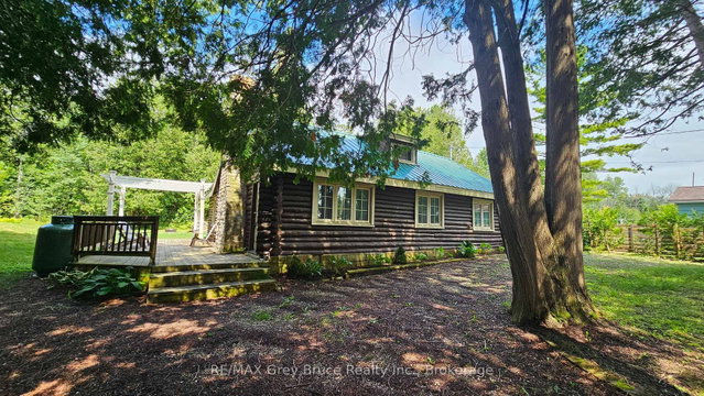 18 Stokes River Road