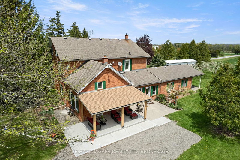 home for sale on 2461 Effingham Street