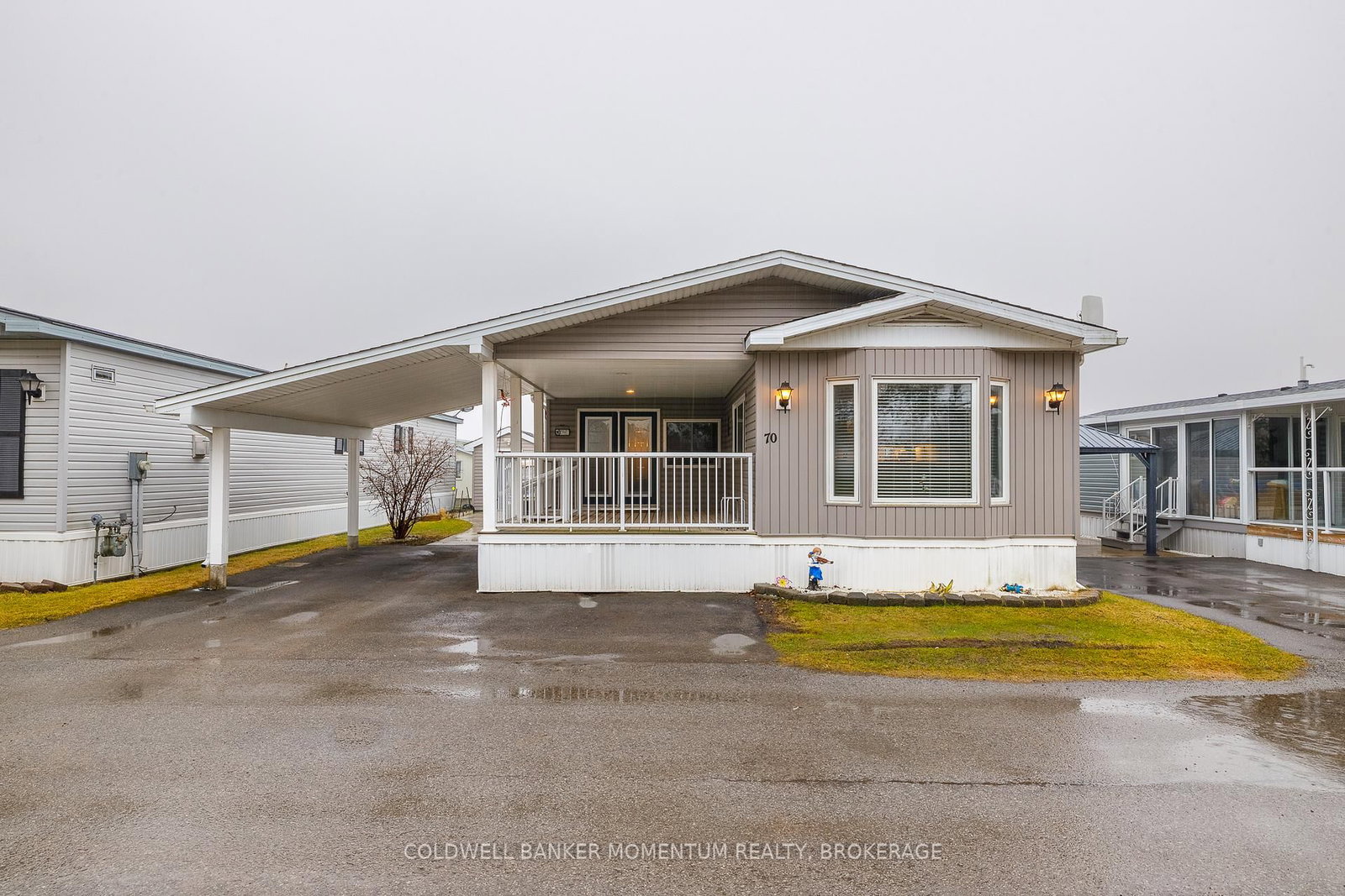 3033 Townline Road, Unit 70 - Photo 3