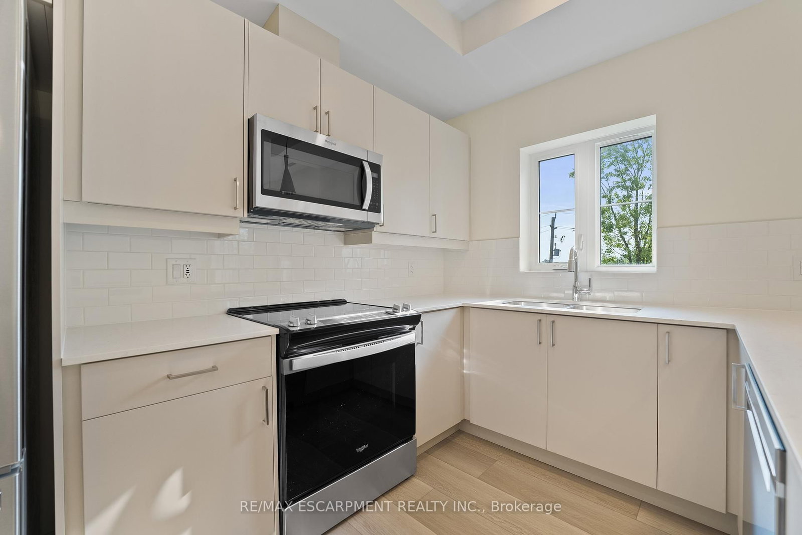 123 Lincoln Street, Unit 309 - Photo 10