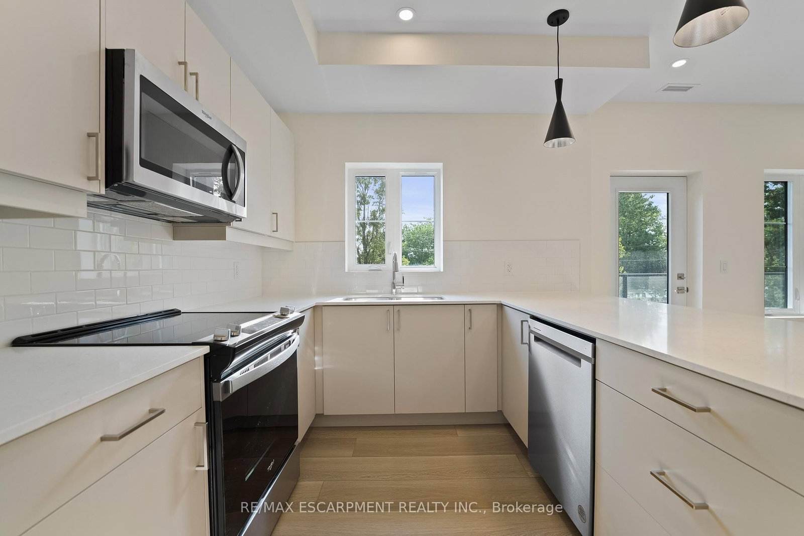 123 Lincoln Street, Unit 309 - Photo 11