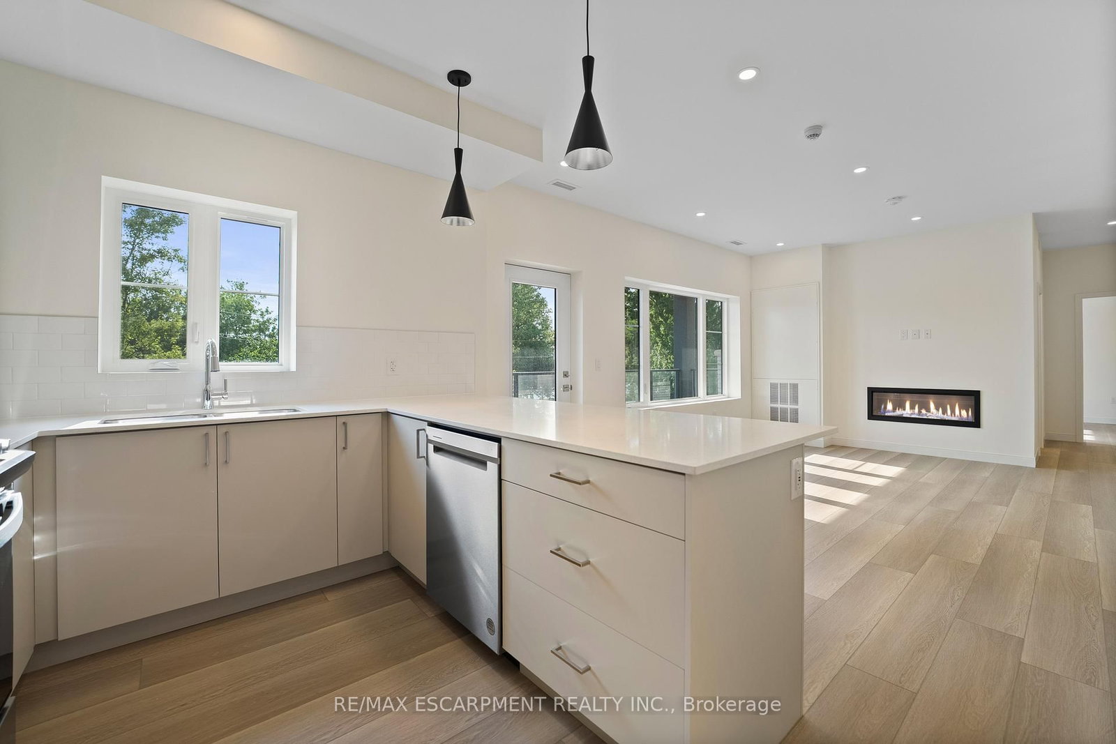 123 Lincoln Street, Unit 309 - Photo 12