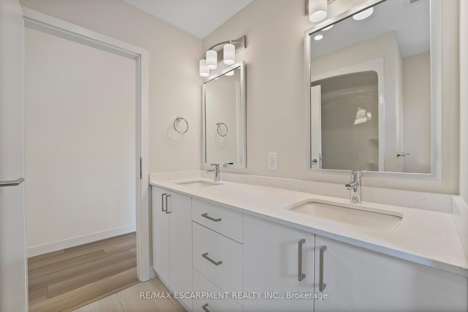 123 Lincoln Street, Unit 309 - Photo 20