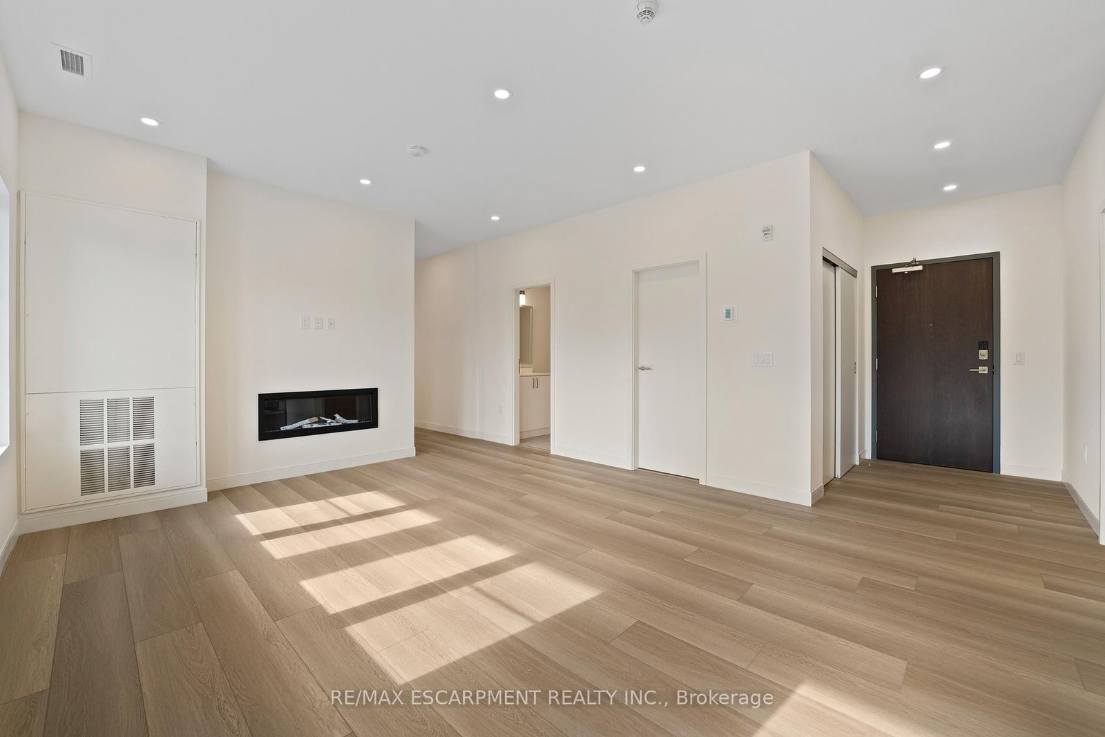 123 Lincoln Street, Unit 309 - Photo 3