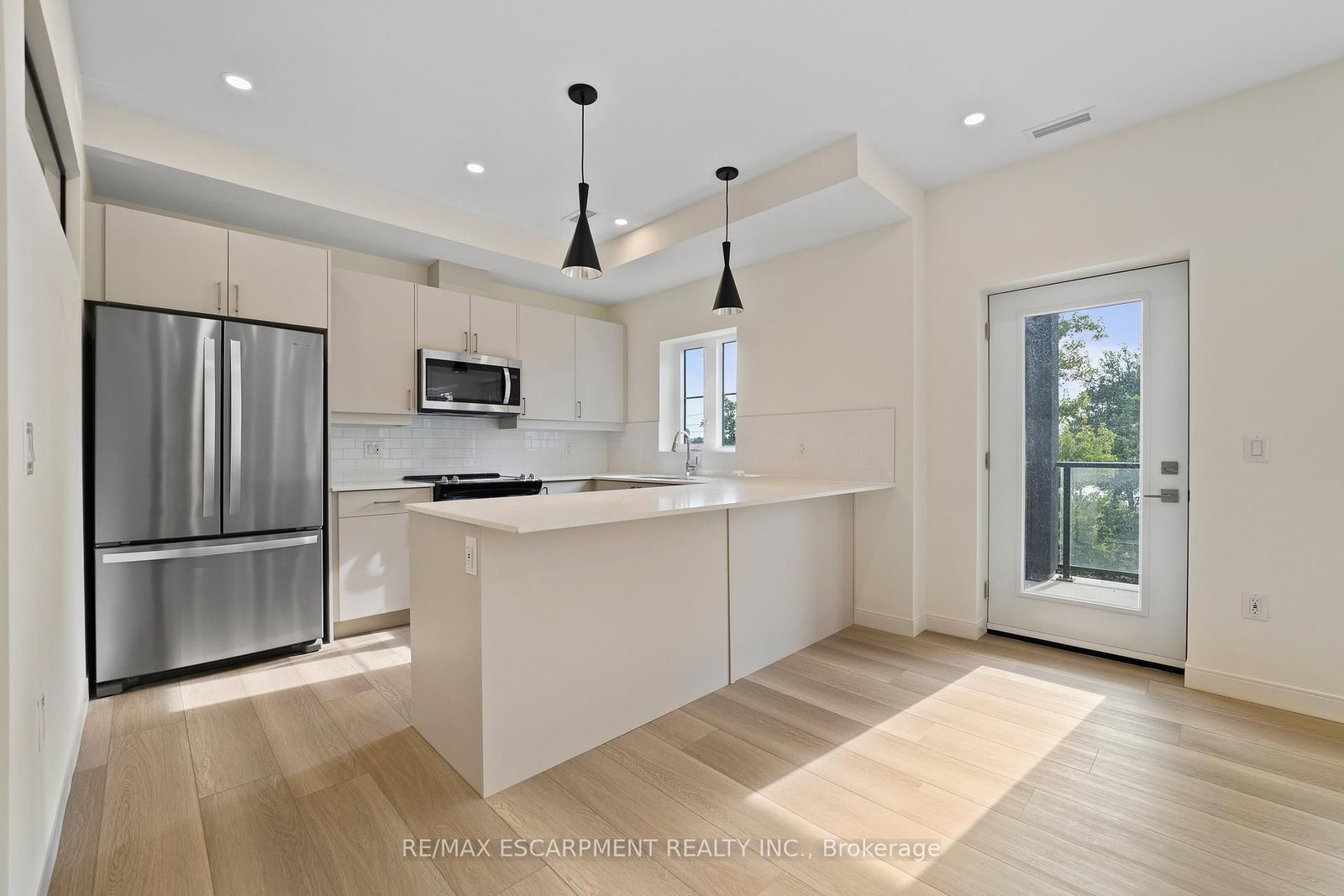 123 Lincoln Street, Unit 309 - Photo 9