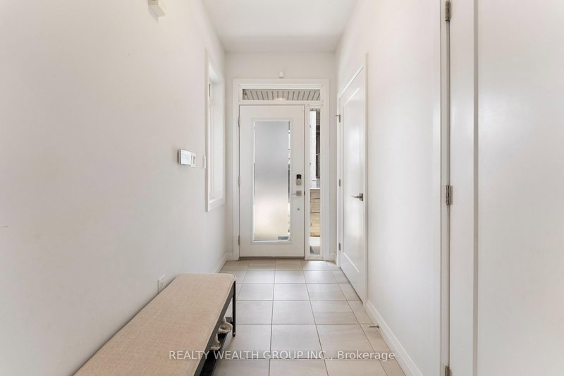 23 - 35 Midhurst Hts, Hamilton, L8J 0K9 | Image 3