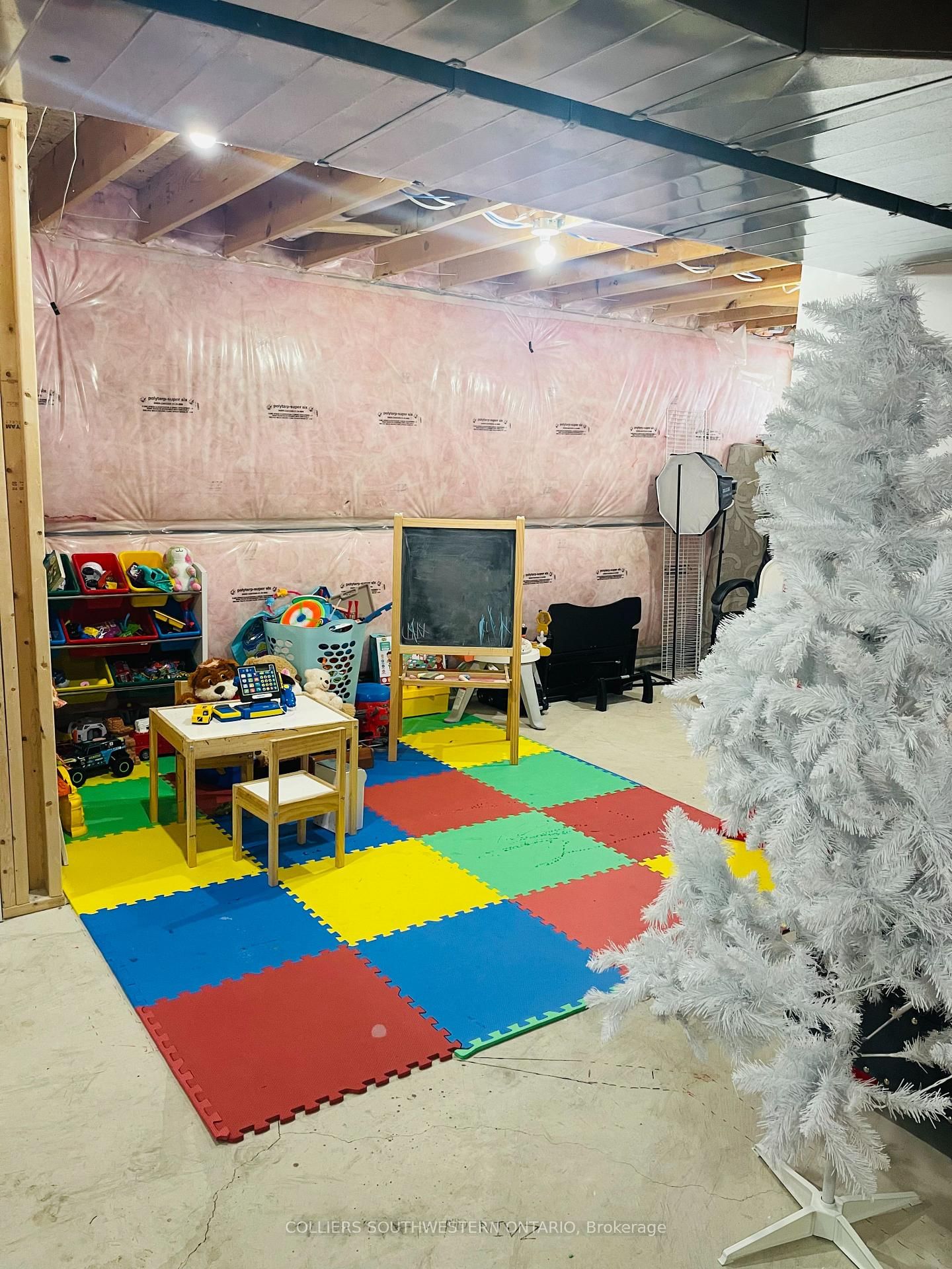 Detached House for sale at 1918 Jubilee Crescent, London North, Ontario, N6G 0H6 - North E - MLS: X12875274