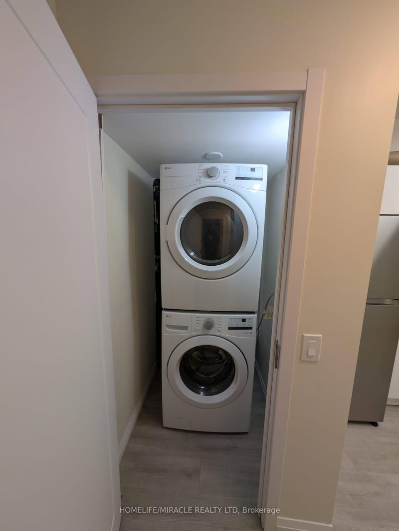 C23 - 350 Fisher Mills Rd, Cambridge, N3C 4N5 | Image 3