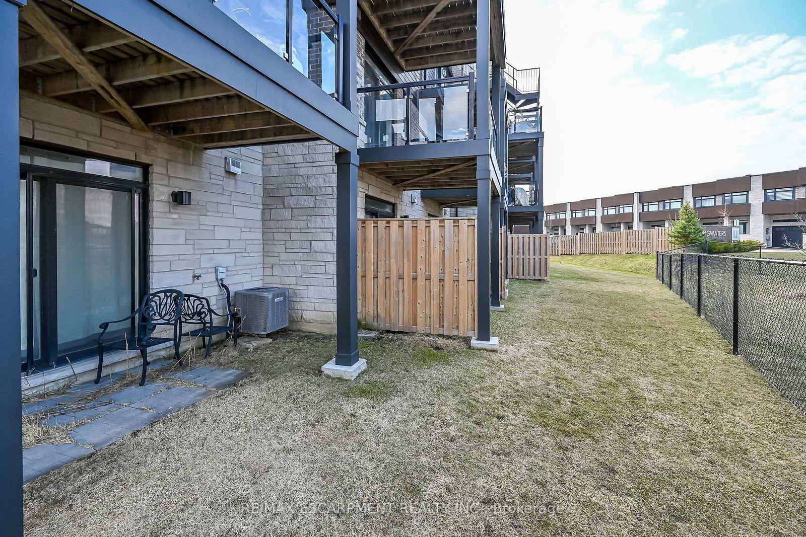 35 Midhurst Heights, Unit 33 - Photo 38