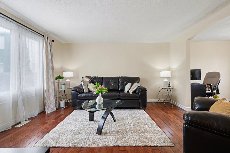 C - 1540 Beaverpond Dr, Ottawa, K1B 3R9 | Image 3