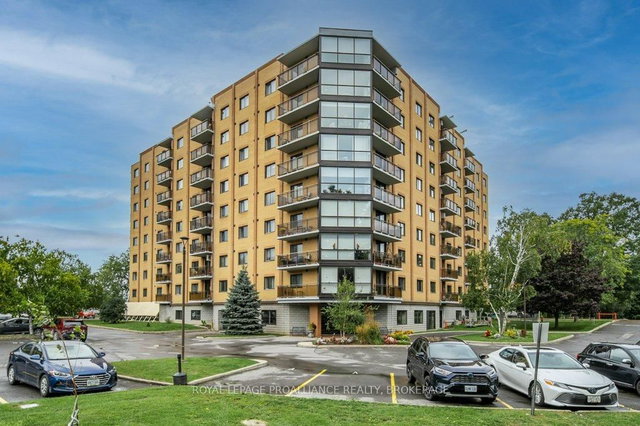 606 - 120 Barrett Court