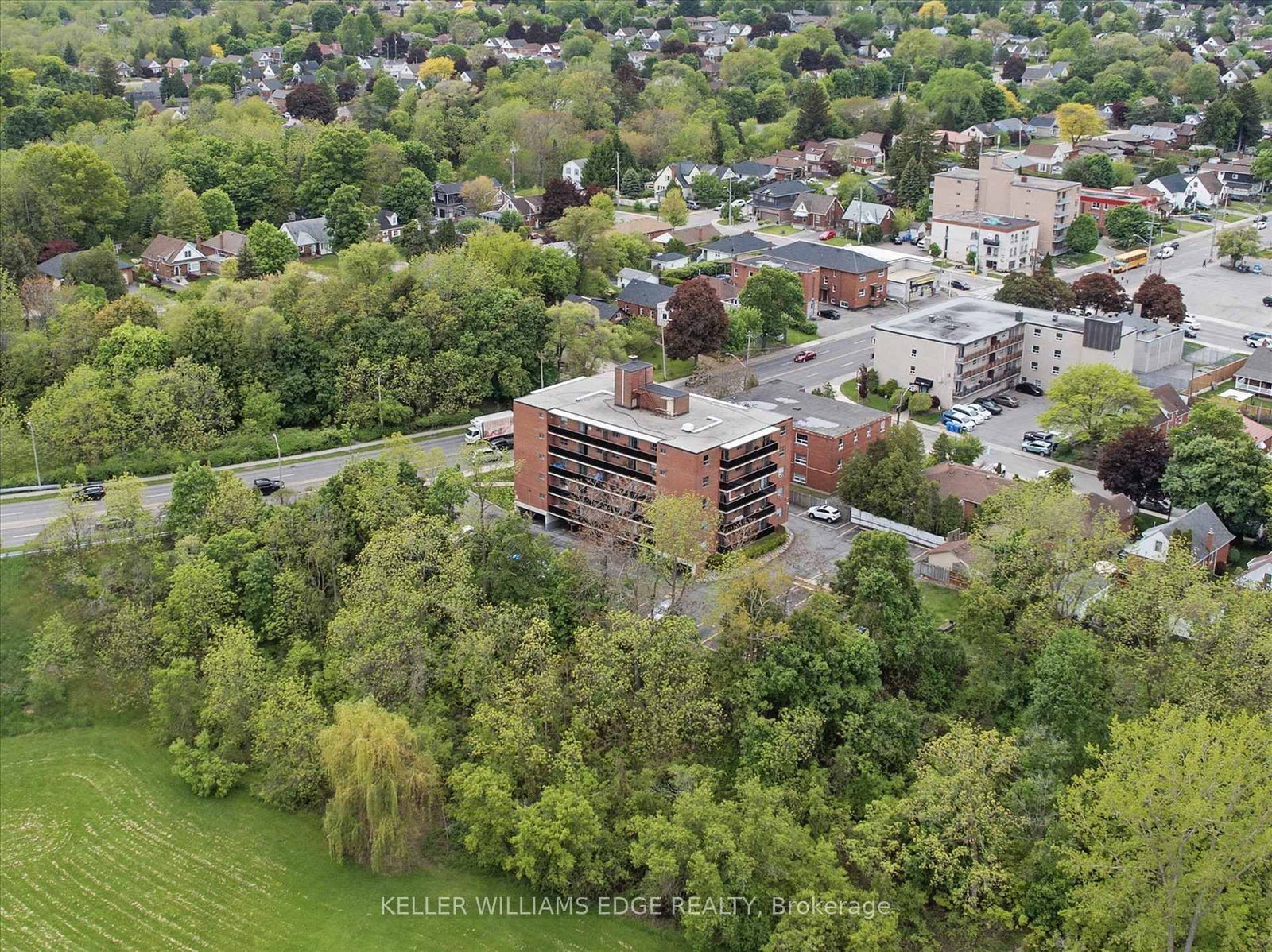 Condo for sale at 43-2373 King Street, Hamilton, Ontario, L8K 1X9 - Glenview - MLS: X12875894