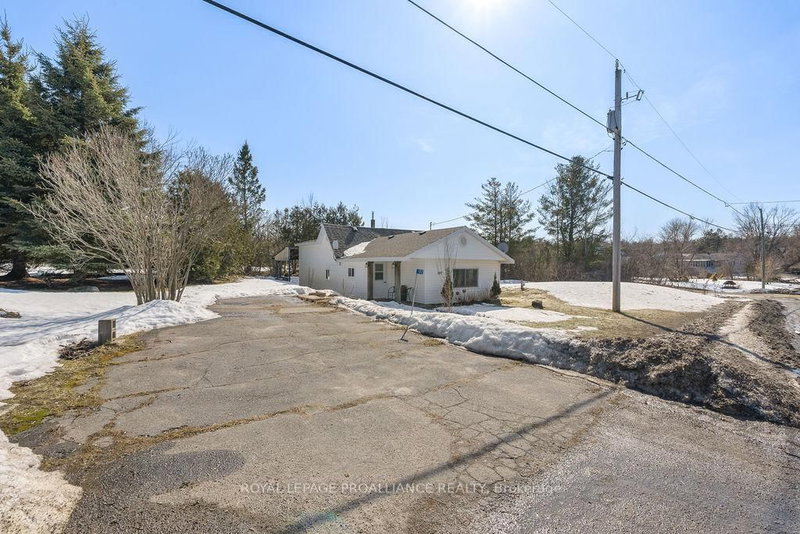 home for sale on 192 Crookston Road