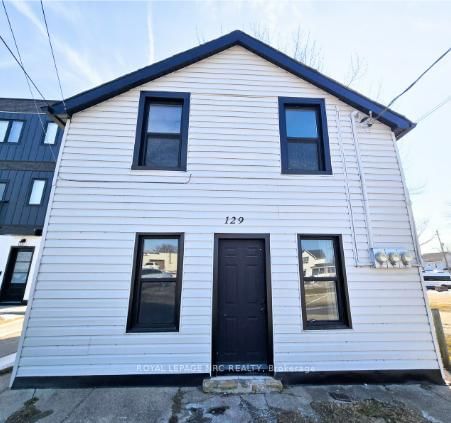 home for lease on Unit 1-129 Durham Street
