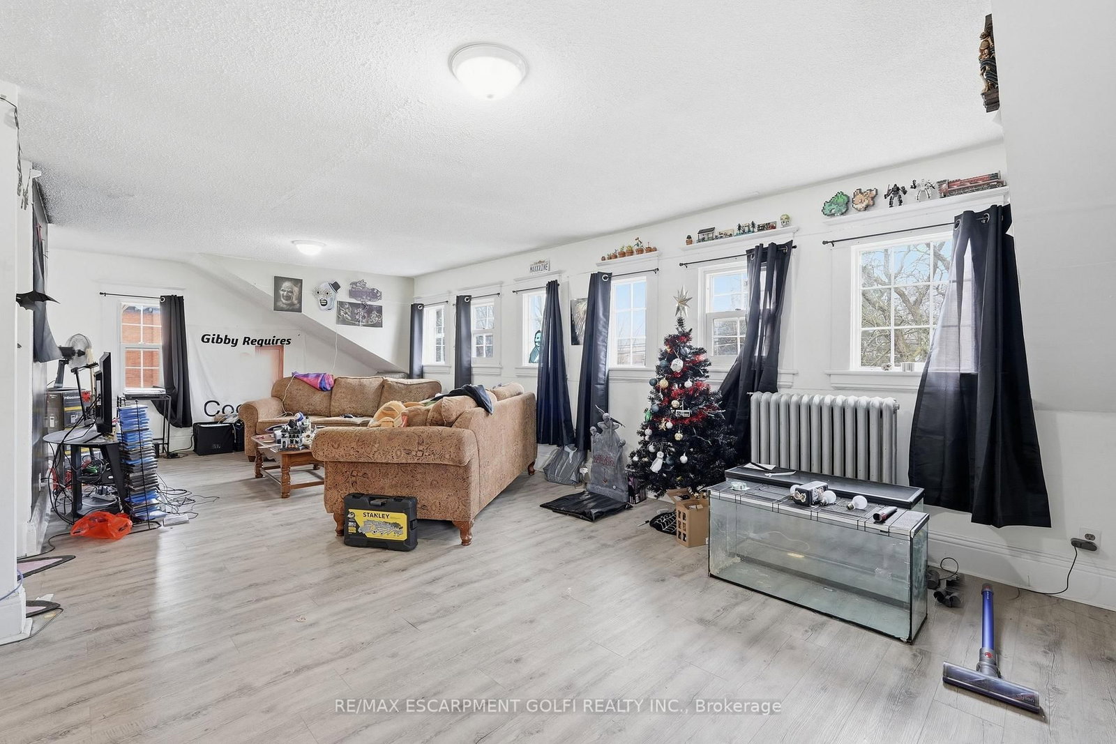 89 MAIN Street E - Photo 14