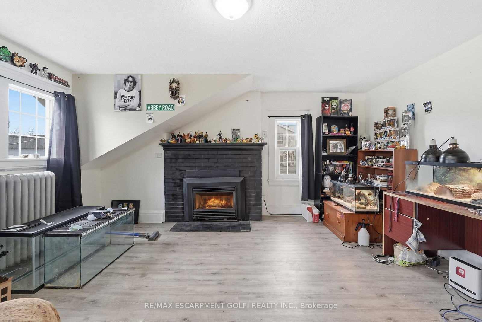 89 MAIN Street E - Photo 15