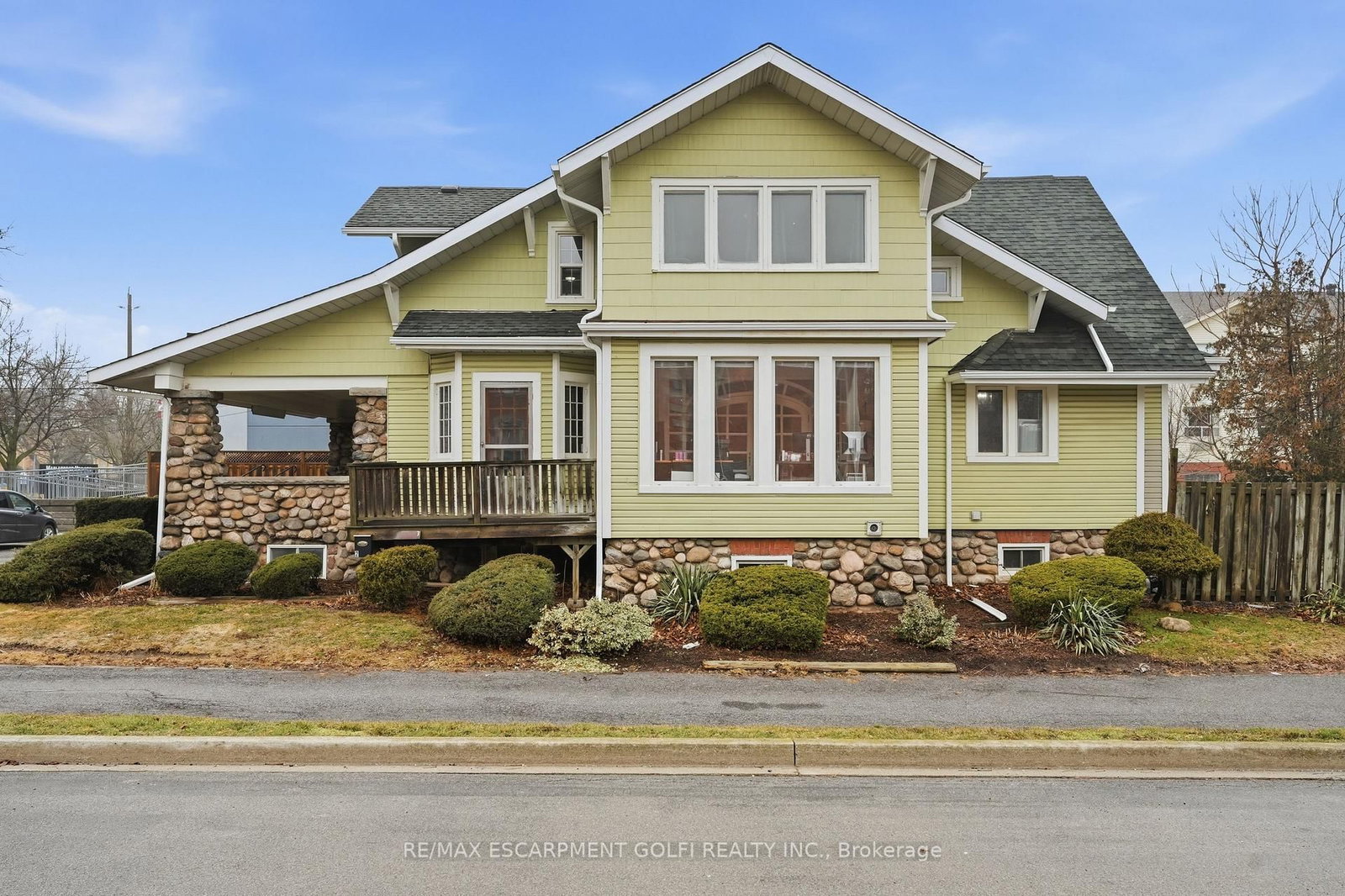 89 MAIN Street E - Photo 6