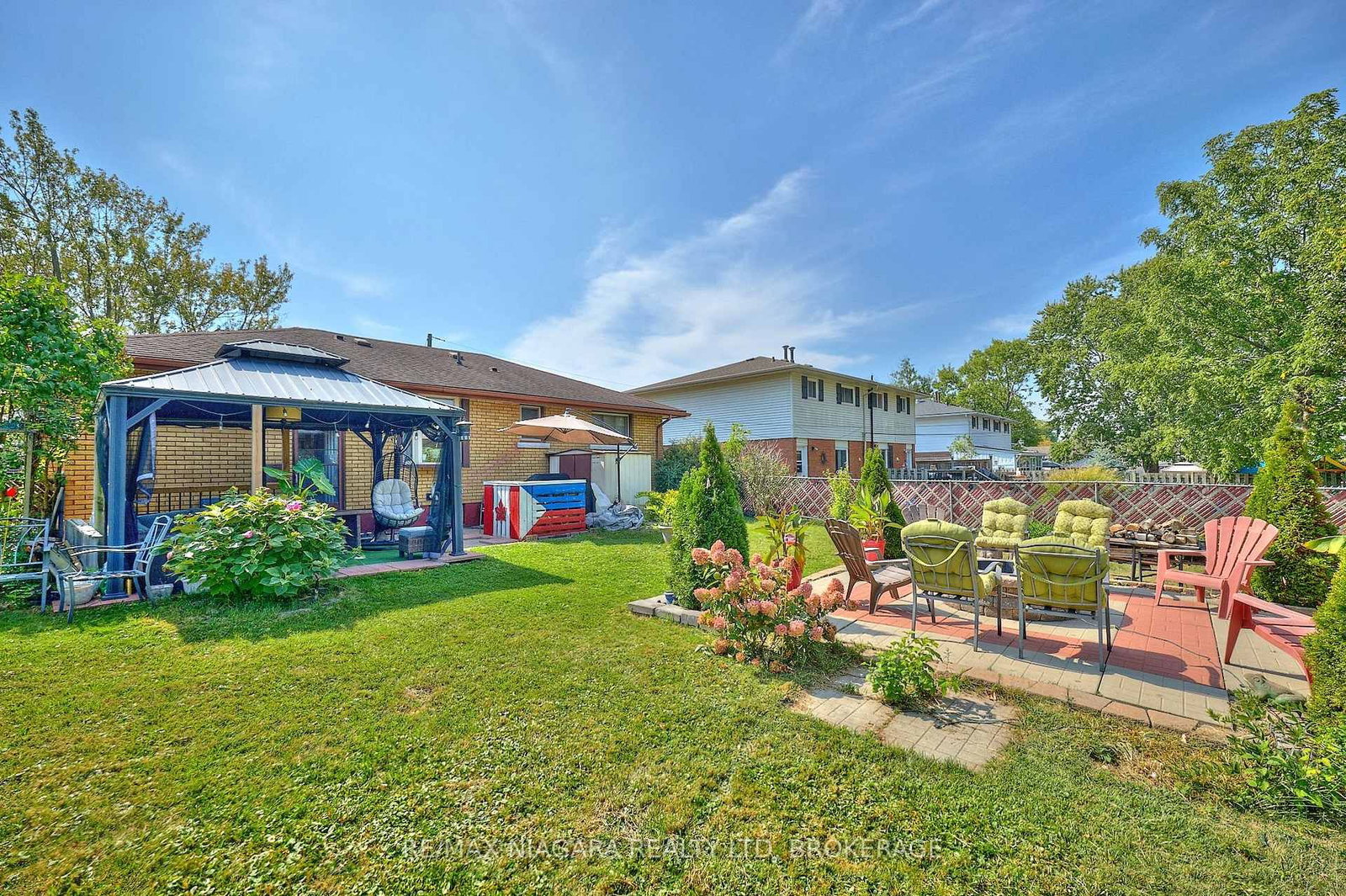 Detached House for sale at 316 Bowen Road, Fort Erie, Ontario, L2A 2Y9 - Central - MLS: X12876032