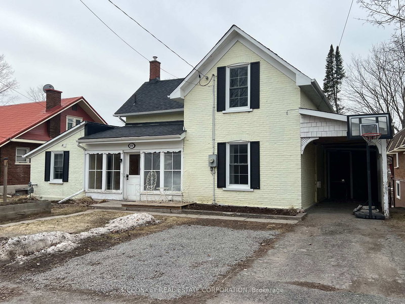 home for sale on 28 QUEEN Street